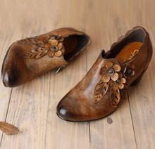 Load image into Gallery viewer, &quot;Arna&quot; Collection Shoes - Handcrafted Original  Leathers - Vintage High Heels
