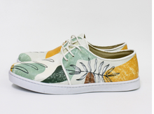 Load image into Gallery viewer, Digital Print Colourful Patterned Women&#39;s Sports Shoes
