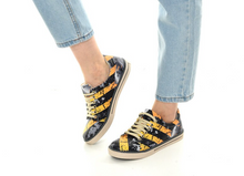 Load image into Gallery viewer, Digital Print Colourful Patterned Women&#39;s Sports Shoes
