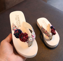 Load image into Gallery viewer, High Quality Girls Stylish Casual Footwear - Non Slip
