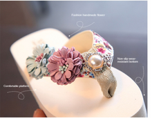Load image into Gallery viewer, High Quality Girls Stylish Casual Footwear - Non Slip
