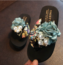 Load image into Gallery viewer, High Quality Girls Stylish Casual Footwear - Non Slip
