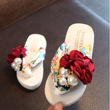 Load image into Gallery viewer, High Quality Girls Stylish Casual Footwear - Non Slip
