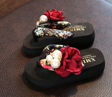 Load image into Gallery viewer, High Quality Girls Stylish Casual Footwear - Non Slip
