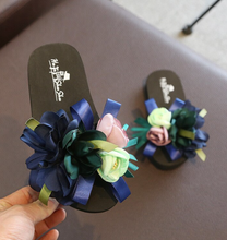 Load image into Gallery viewer, Girls Limited Edition - Stylish Jandal Slip On - Special Occassion
