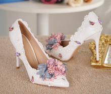 Load image into Gallery viewer, Limited Edition - Luxury Lace Shoe Set - Many colours &amp; Sizes (Shoe + Clutch) Wedding
