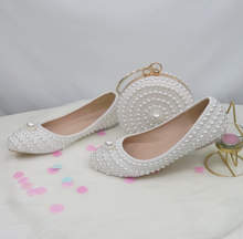 Load image into Gallery viewer, Limited Edition - Luxury Lace Shoe Set - Many colours &amp; Sizes (Shoe + Clutch) Wedding
