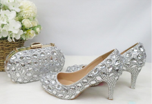 Load image into Gallery viewer, Limited Edition - Luxury Lace Shoe Set - Many colours &amp; Sizes (Shoe + Clutch) Silver Crystal Bride High heels ladies party dress shoes woman Round Toe
