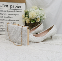 Load image into Gallery viewer, White Flower Wedding Shoes and Bags Sets Ladies Pointed Toe shoes Woman High Heel &amp; Matching Bag
