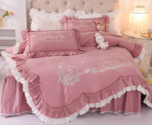Load image into Gallery viewer, &quot;Arna Lisa Royal Collection&quot; - New Luxury White 100% Cotton Floral Embroidery Bedding Set
