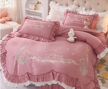 Load image into Gallery viewer, &quot;Arna Lisa Royal Collection&quot; - New Luxury White 100% Cotton Floral Embroidery Bedding Set
