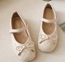 Load image into Gallery viewer, Arna&#39;s Shoe Collection - Deluxe Designer Girls Shoe - Many Styles &amp; Colours
