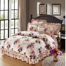 Load image into Gallery viewer, &quot;Arna Lisa&quot; Royal Collection - New Cotton Royal Luxury Bedding - Queen/King - 6 Piece
