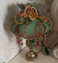 Load image into Gallery viewer, Arna Royal Collection - Europe Crystal Table Lamp Vintage Retro Palace Style
