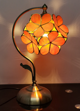 Load image into Gallery viewer, Arna Royal Collection - European Retro Table Lamp
