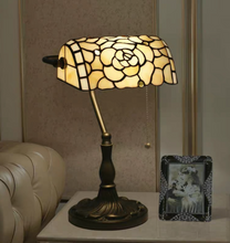 Load image into Gallery viewer, Arna Royal Collection - Table Lamp Flower Lampshade Retro Bank Light Lamp
