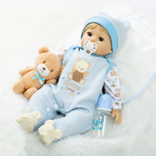 Load image into Gallery viewer, Arna Lisa Collection - Baby Anthony - 56cm Silicone Vinyl Newborn Doll
