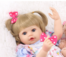 Load image into Gallery viewer, Arna Lisa Collection - Baby Carly - 56cm Silicone Vinyl Newborn Doll
