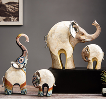 Load image into Gallery viewer, &quot;Arna Lisa&quot; Luxury Natures Finest Collection - Resin Elephants Sculptures
