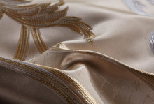 Load image into Gallery viewer, &quot;Arna Lisa&quot; Royal Collection - New Royal Luxury Bedding - Queen - 10 Piece
