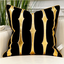 Load image into Gallery viewer, &quot;Arna Royal LUXURY Collection&quot; European-Style Sofa Cushion Cover Luxury 45cm x 45cm Silver/Gold Range
