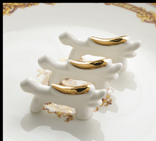 Load image into Gallery viewer, &quot;Arna Lisa&quot; Royal Collection - Luxury 60 Piece Ceramic Dinnerware
