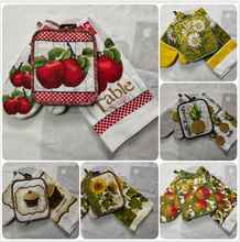 Load image into Gallery viewer, Matching 3 Piece Oven Mitt, Tea Towel and Placemat Set - Many Styles
