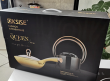 Load image into Gallery viewer, &quot;Arna Lisa Royal Collections&quot; Gold Diamond Queen Series Frying Pan Non-stick Stockpot Wok Pots
